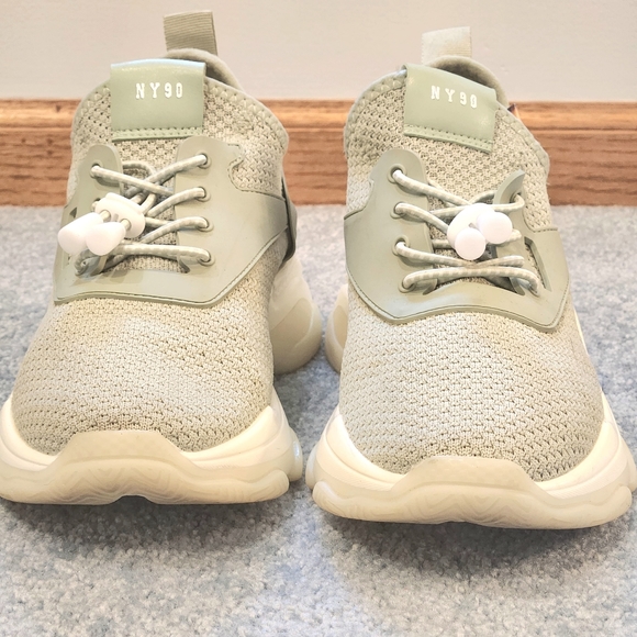 Steve Madden Myles chunky sole sneaker Size 8.5 Color Mint - Picture 6 of 11